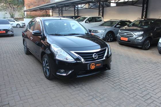 NISSAN VERSA 1.6 16V FLEXSTART UNIQUE 4P XTRONIC
